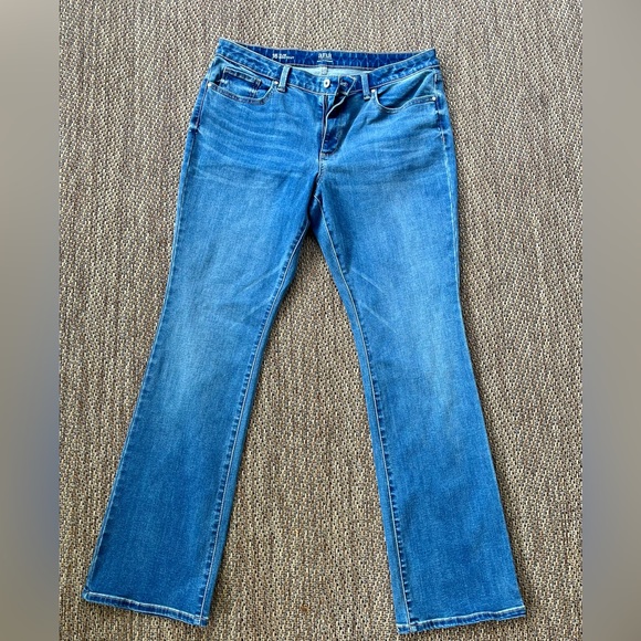 a.n.a Denim - Woman’s a.n.a Slim Bootcut jeans 16